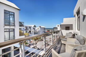 Eden On The Bay 238 by HostAgents